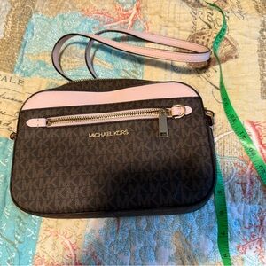 Elegant Brown Women's Bag